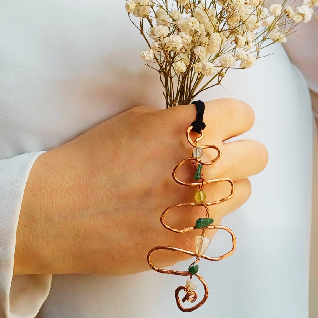 COLLANA PIETRE E PERLINE VERDI